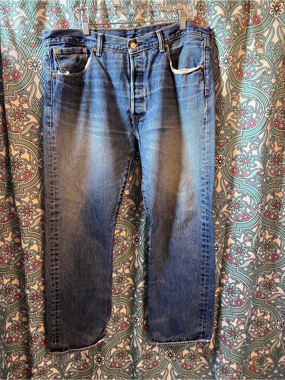 Levi's Men's Faded Blue Straight Jeans